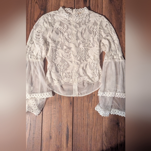 Peach Size Small Elegant Sheer Lace White Blouse - Picture 1 of 16